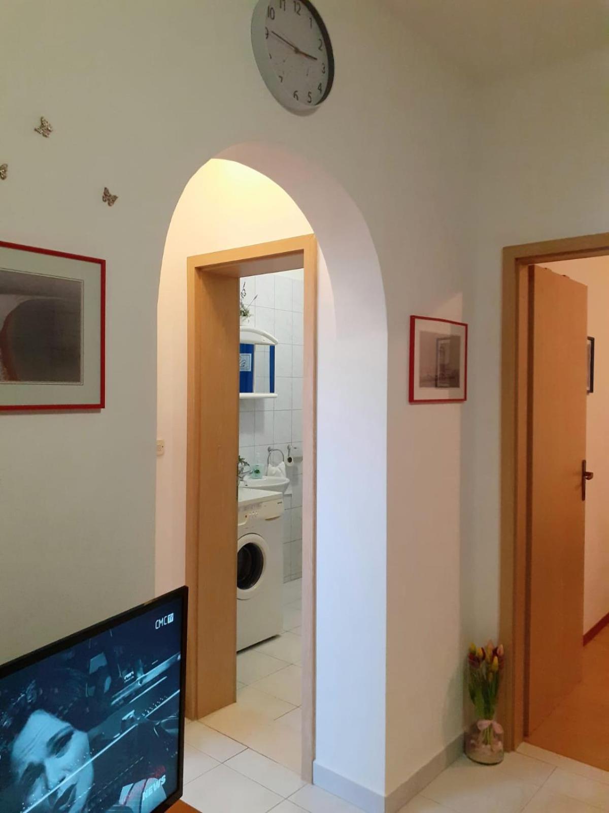 Apartments Borovina 波尔 客房 照片